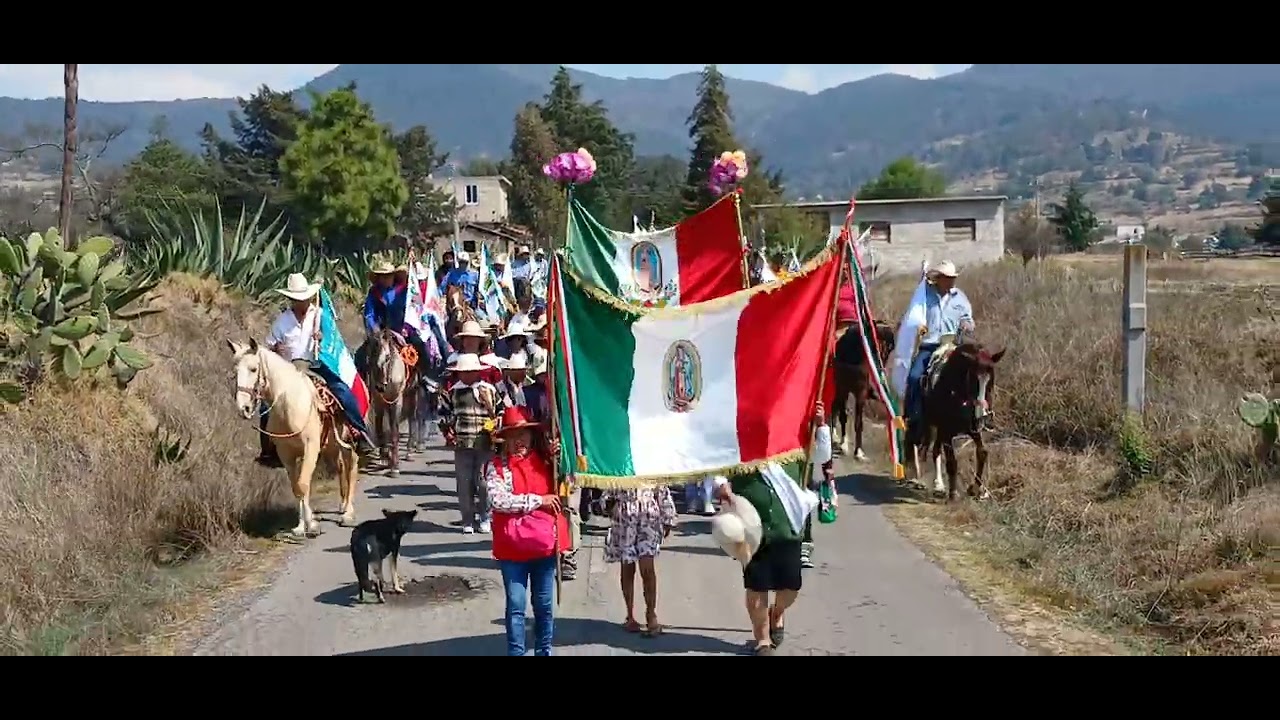 Comienza la caminata para ir por las Sagradas imajenes al Municipio San Bartolo Morelos 