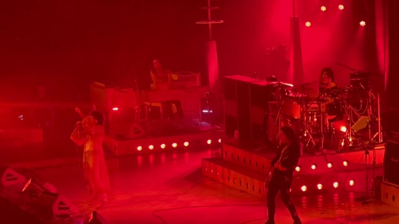 Greta Van Fleet - The Barbarians Birmingham, AL 10/29/22