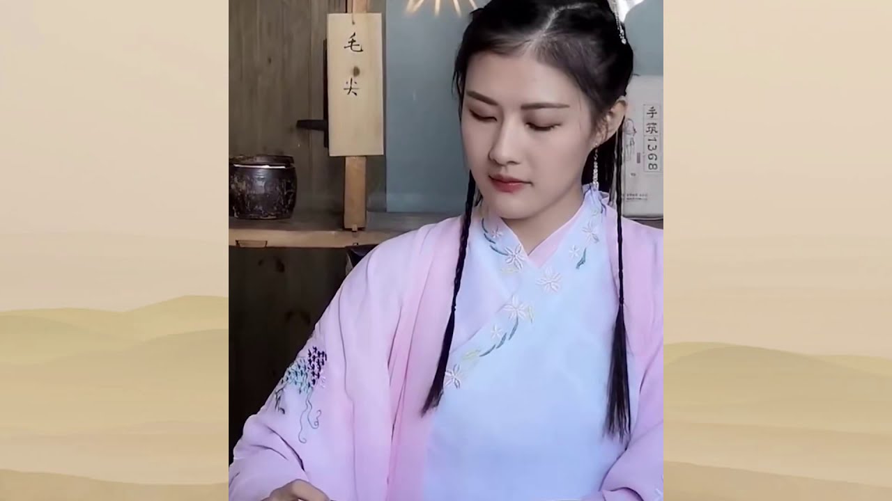 功夫太极美女，美女练功夫，真是太漂亮了。Kung fu tai chi beauty, beauty kung fu, it's so beautiful.