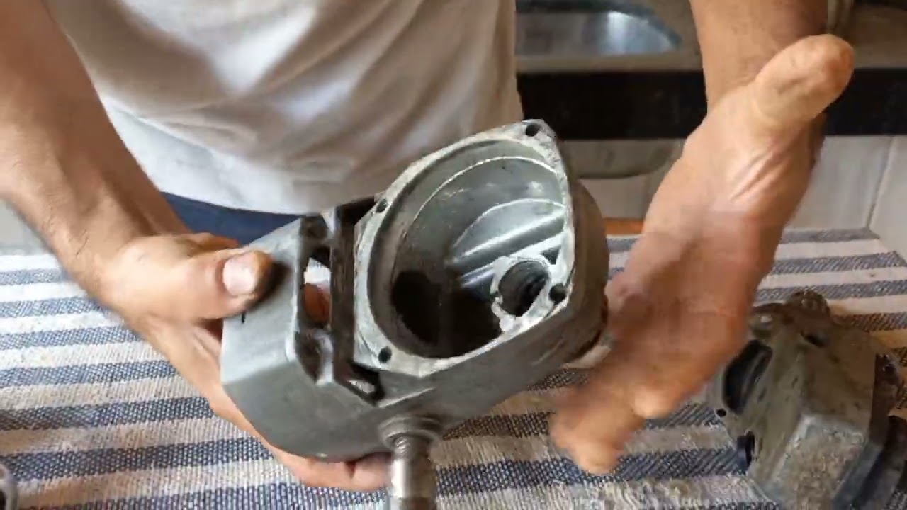 pedal caseiro barato ✅️Reciclando 🌎 detalhes parte de cima pedal😉💡