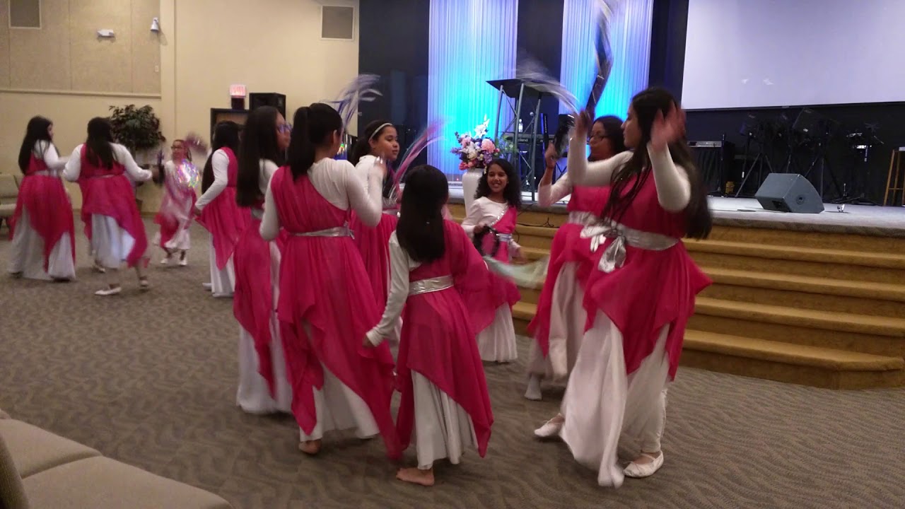 Yeshua Hamashiach, Mi Dios es Bueno, El Rey de Gloria - New Wine (Danza)