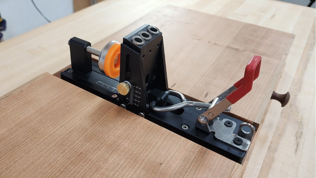 Pocket Hole Jig Work Station / Woodworking Video