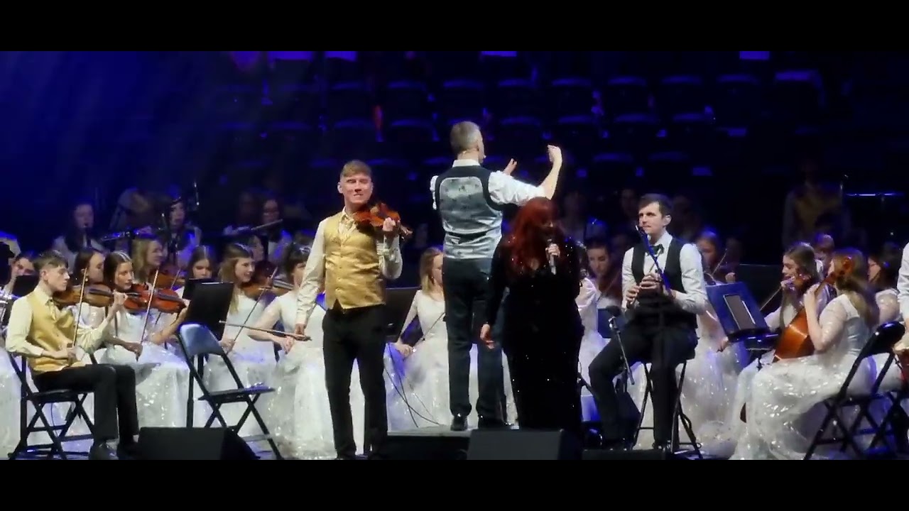 Belfast Peace Proms 2024 feat. Lauren Murphy sing You're the Voice by John Farnham #peaceproms2024