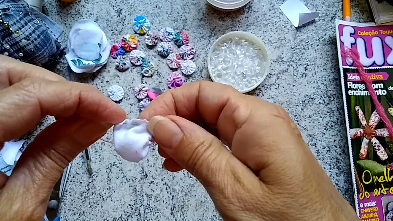 colar de fuxico simples