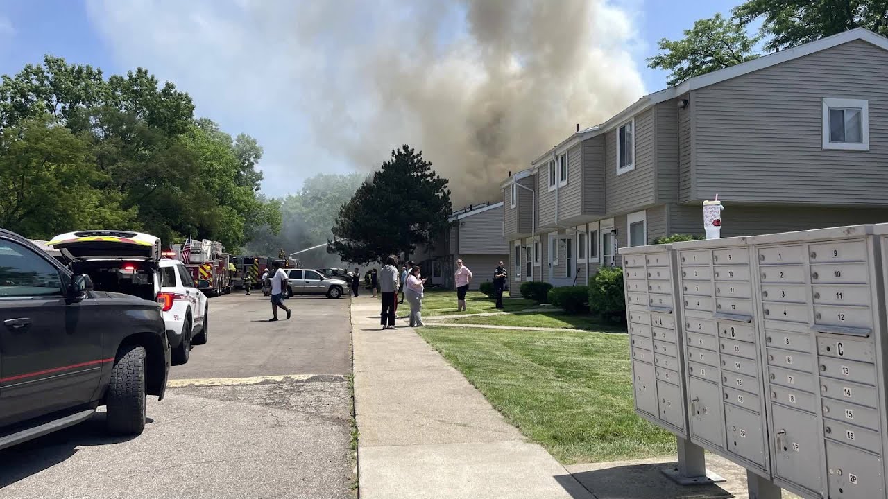 Okemos fire damages several apartments, closes road