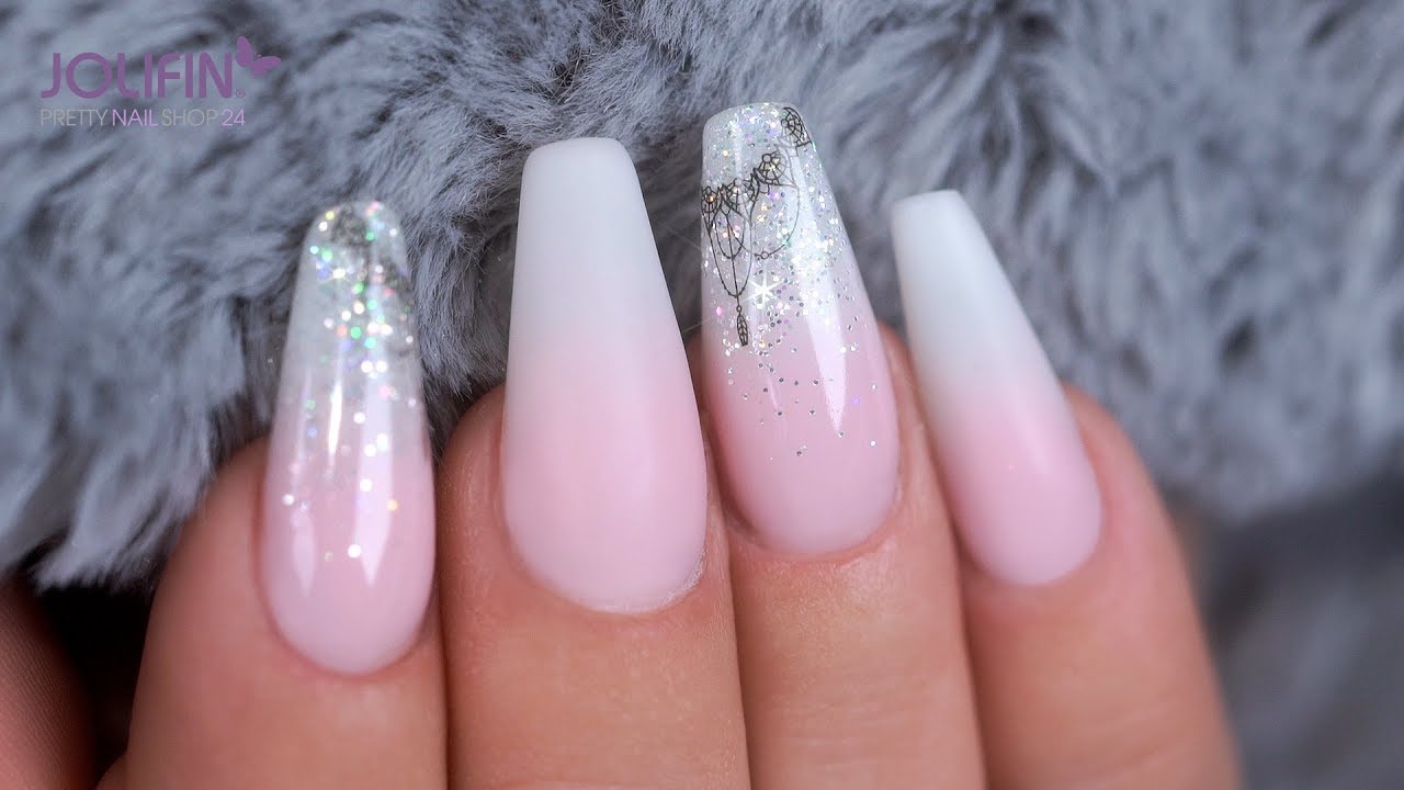 Nailart: „Sprinkle Boomer“ mit den neuen Jolifin Black Elegance Tattoos