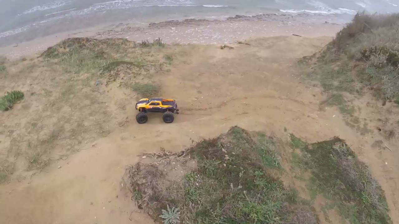 le xmaxx dans les dunes novembre 25