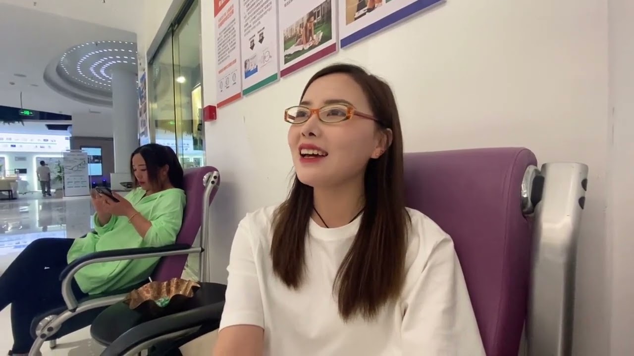 怀疑自己眼睛近视，打算去配个眼镜，结果最后还真买了副眼镜。 #看见洛阳新视野