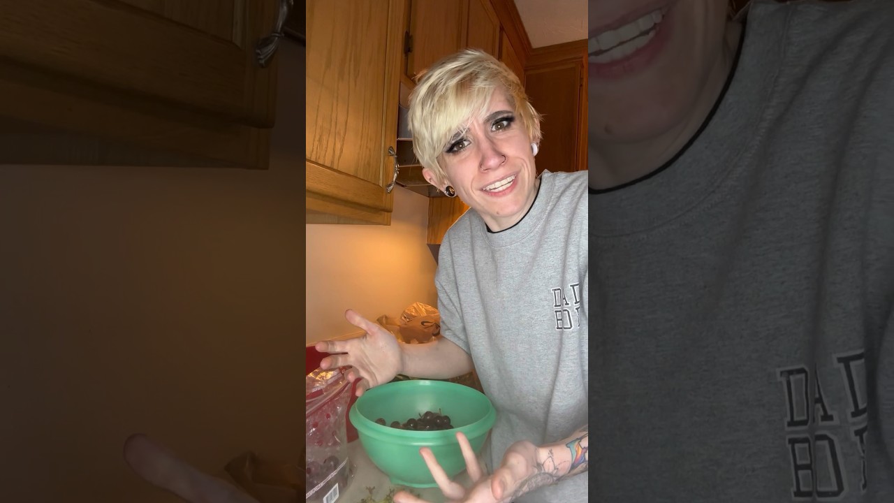 Cheese fixes everything? #momlife #parentlife #parents #mom #parenting #vlog #parentingtips