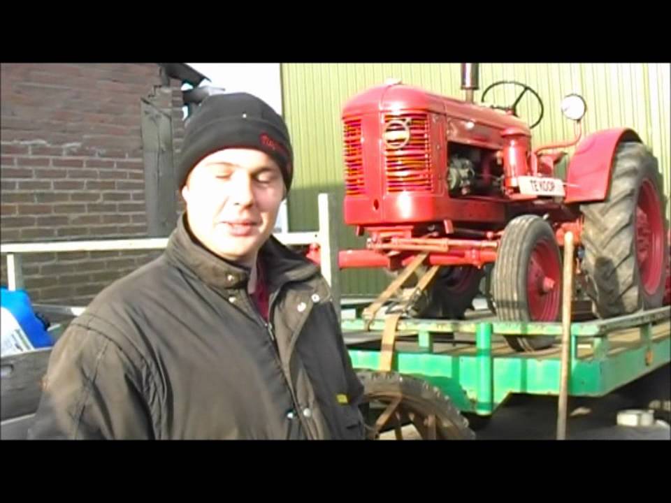 Geslaagde trekkerruilbeurs in Steenbergen (N.Br) deel 1.wmv