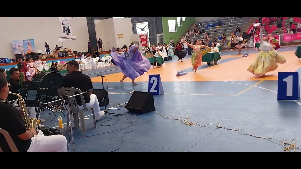 Concurso viva acuario Ariana Belen 