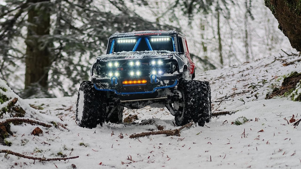 Ledová expedice s Bronco Baja 1000 PRO 1/12 Hyper GO!