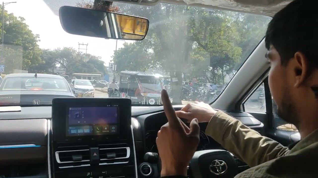 Front driving narrow galiya