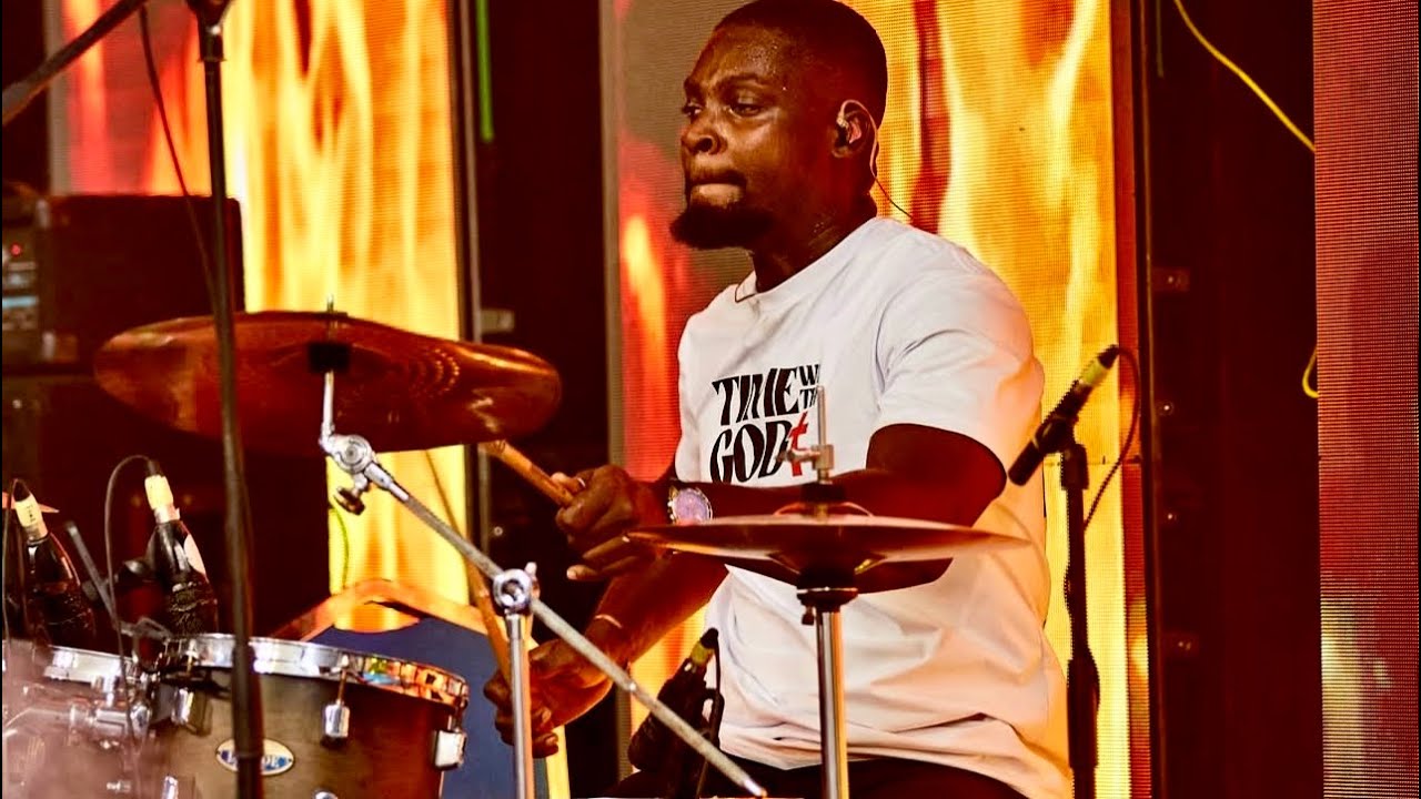 DUNSIN OYEKAN’S lORD SIDE ||CHURCH MUSIC||DRUM CAM|| 