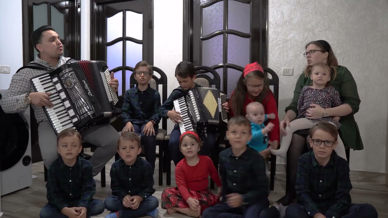 Familia Strugariu - Cântă Israel