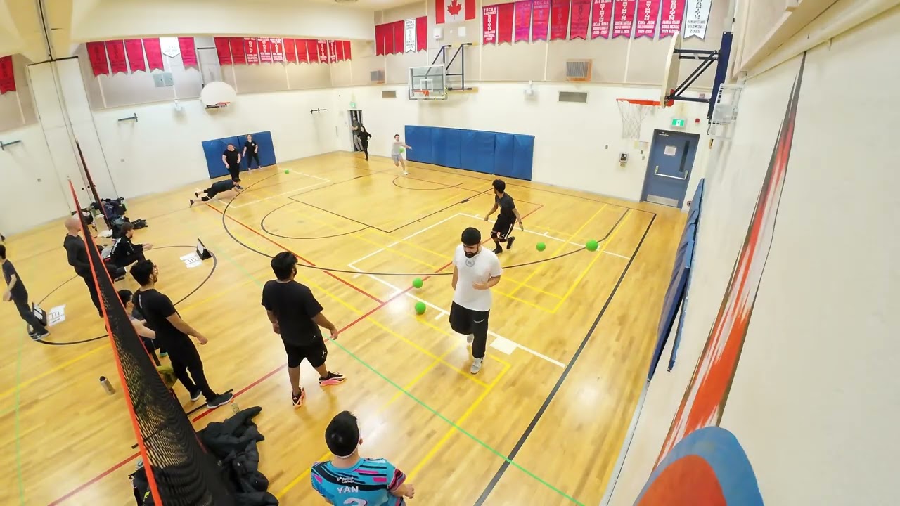Dodgeball Toronto Monday Recreational Dodgy Style Vs Snoop Dodgy Dodge Winter Season 2026 Week 3