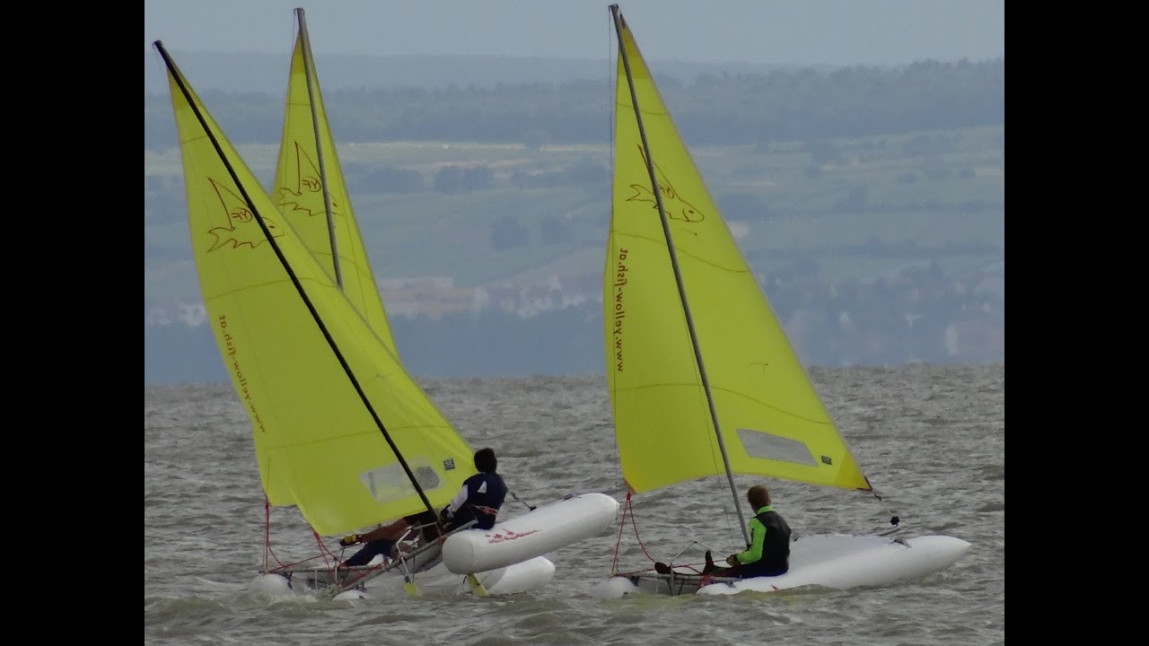 Der leichteste aufblasbare Segelkatamaran. 18Kg, für Kinder und Erwachsene