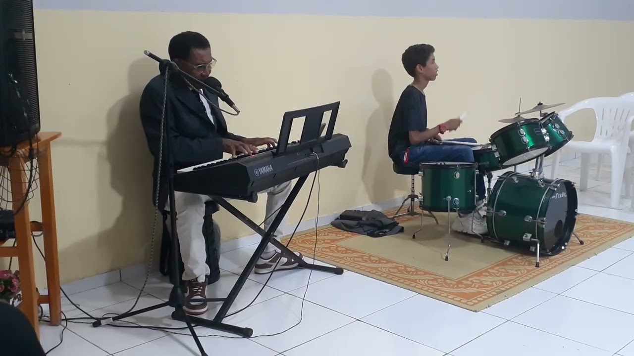 RECEBA ESSE LOUVOR PRO TEU CORAÇÃO 