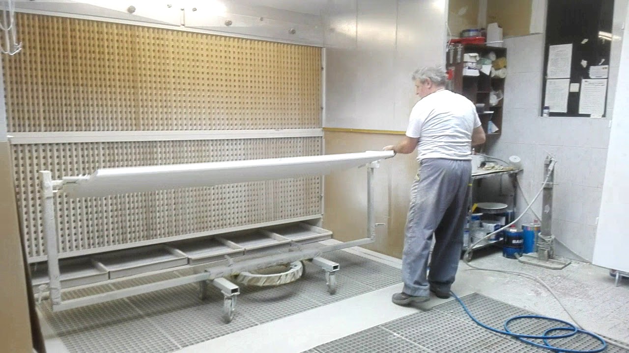 Lakiranje vratnih krila