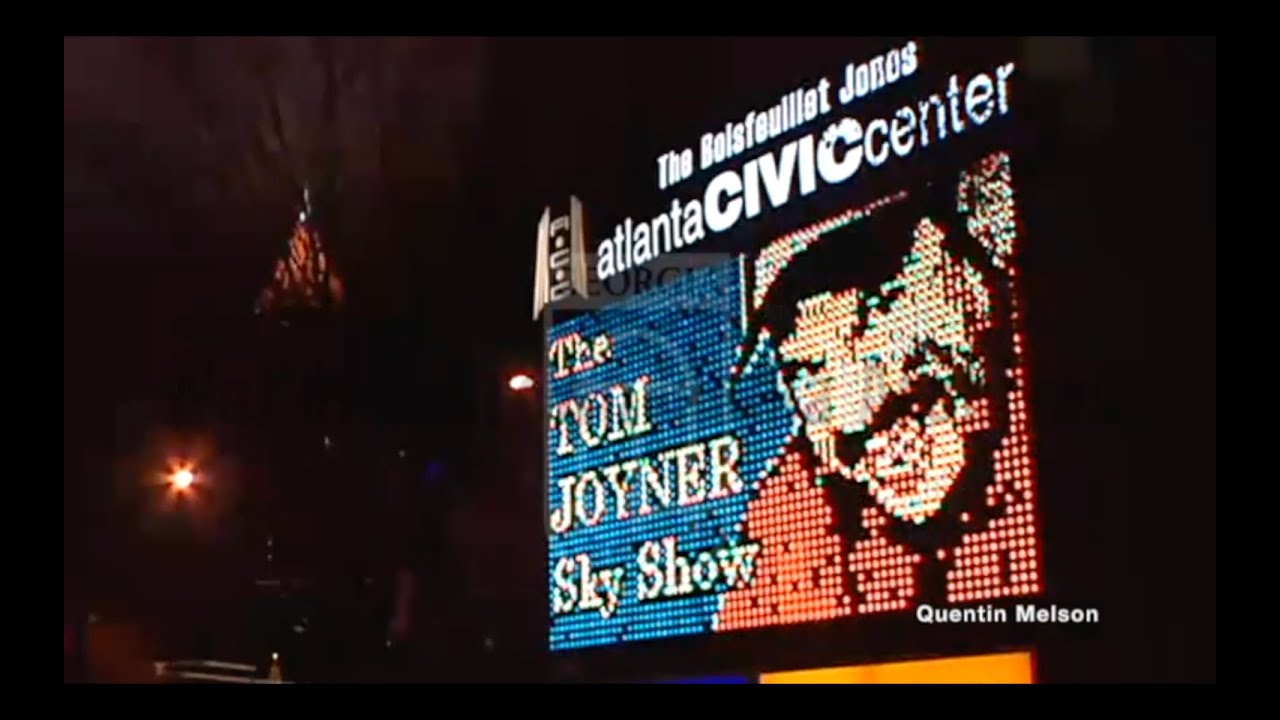 Tom Joyner Sky Show w/Earth Wind and Fire (December 9, 2005)