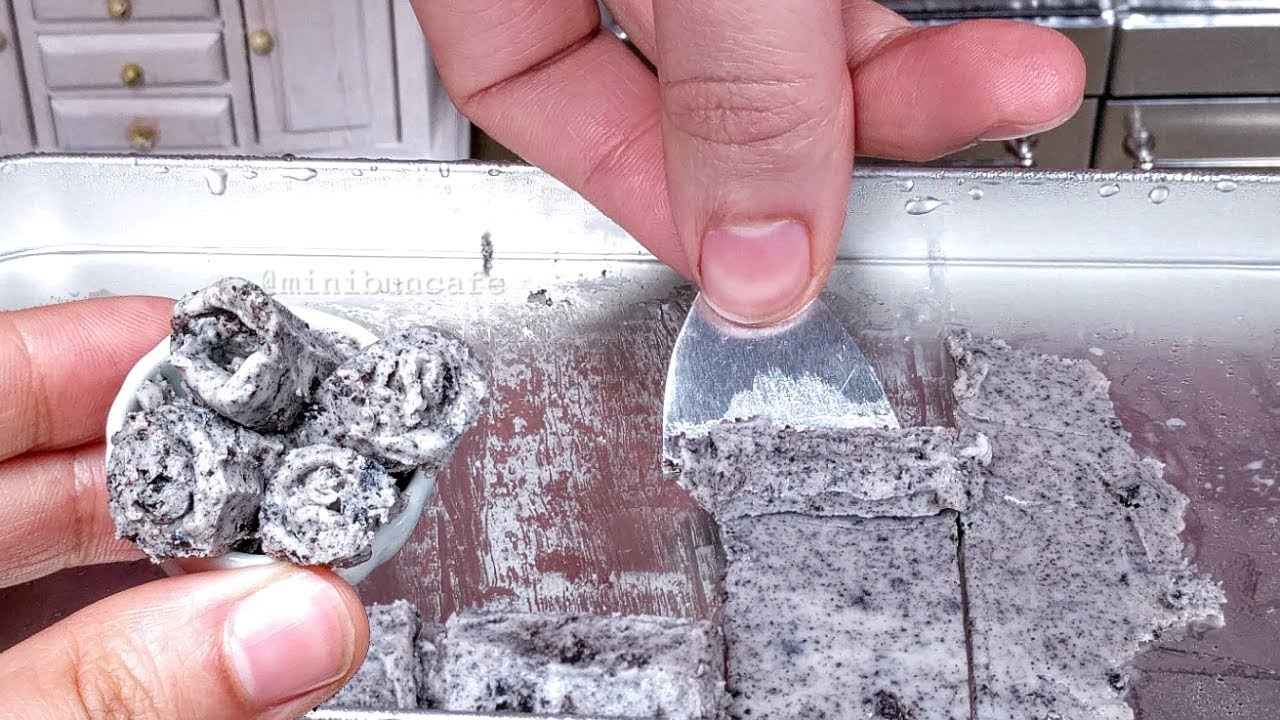 Miniature Oreo Ice Cream Rolls - real edible mini food ASMR