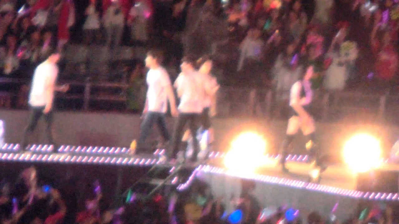 【Fancam】141004 fx-smtown Tokyo ending