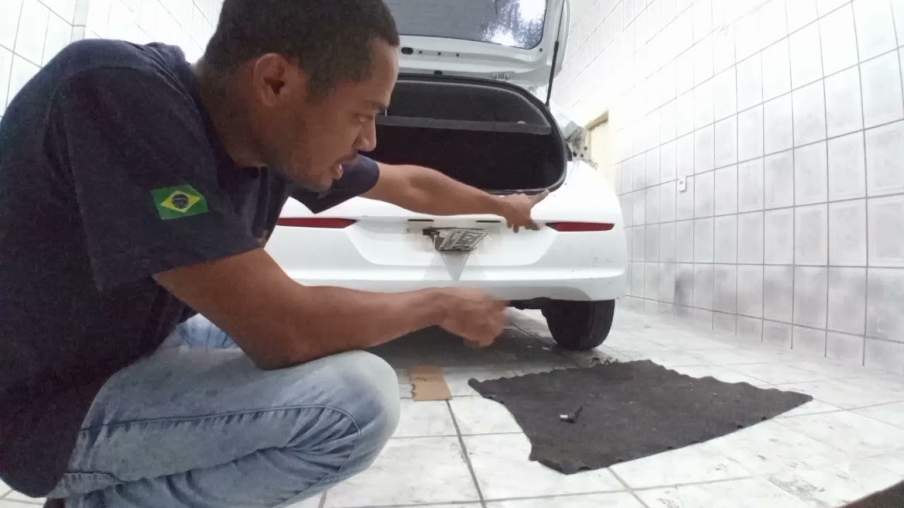 Como tirar o para-choque traseiro e lanternas _Hb20 hatch (1ª geração)