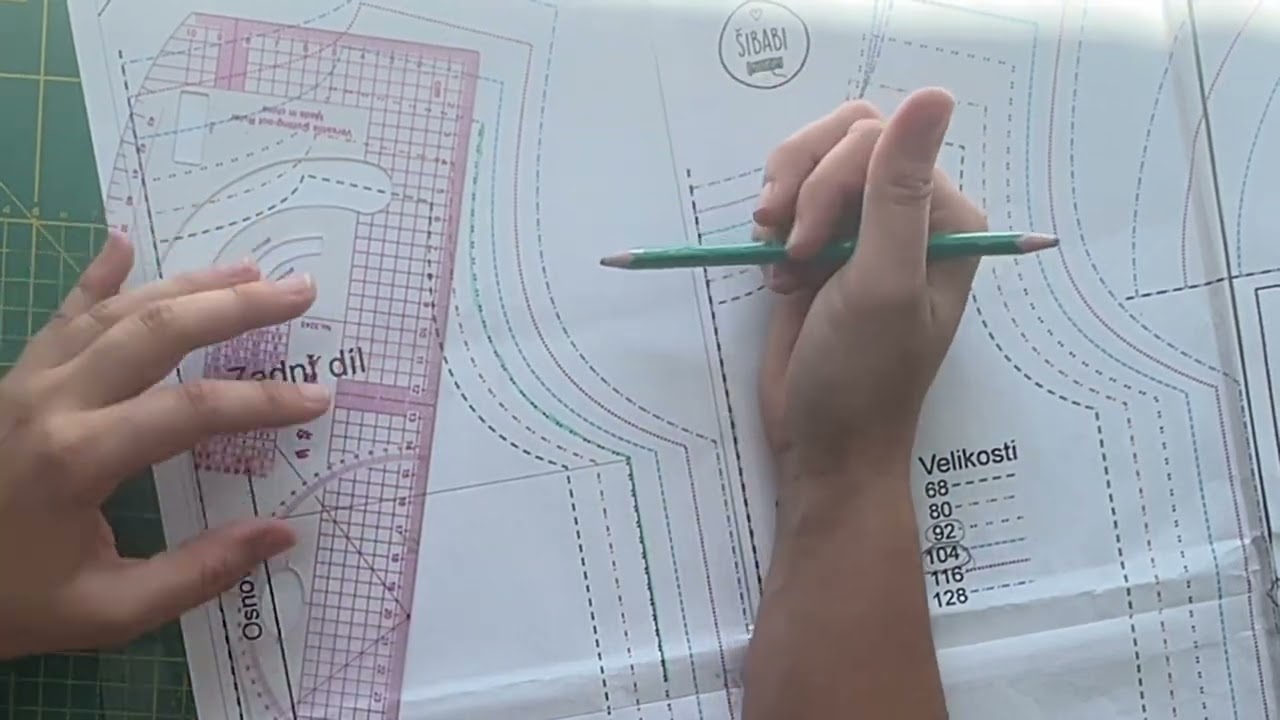 Rozšíření, zúžení trika, prodlouženi podle střihu