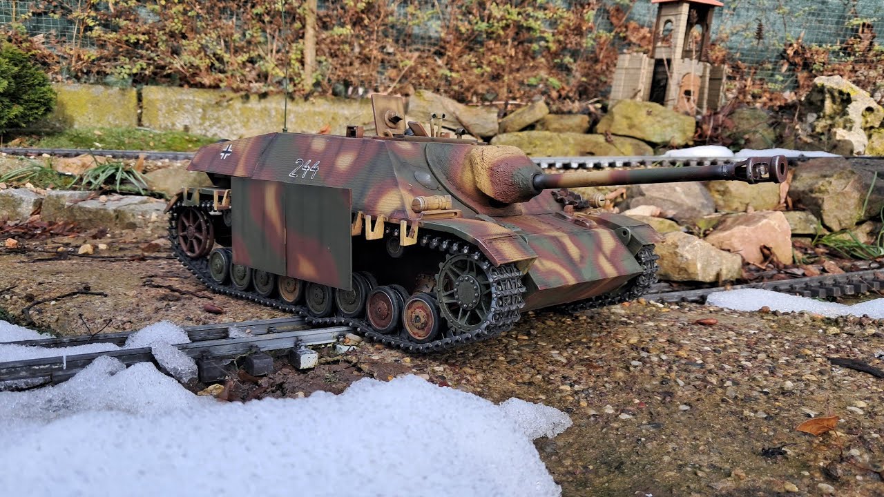 Jagdpanzer IV frühe Ausf/early in1/16.                        Panzerschmied/Torro mix.