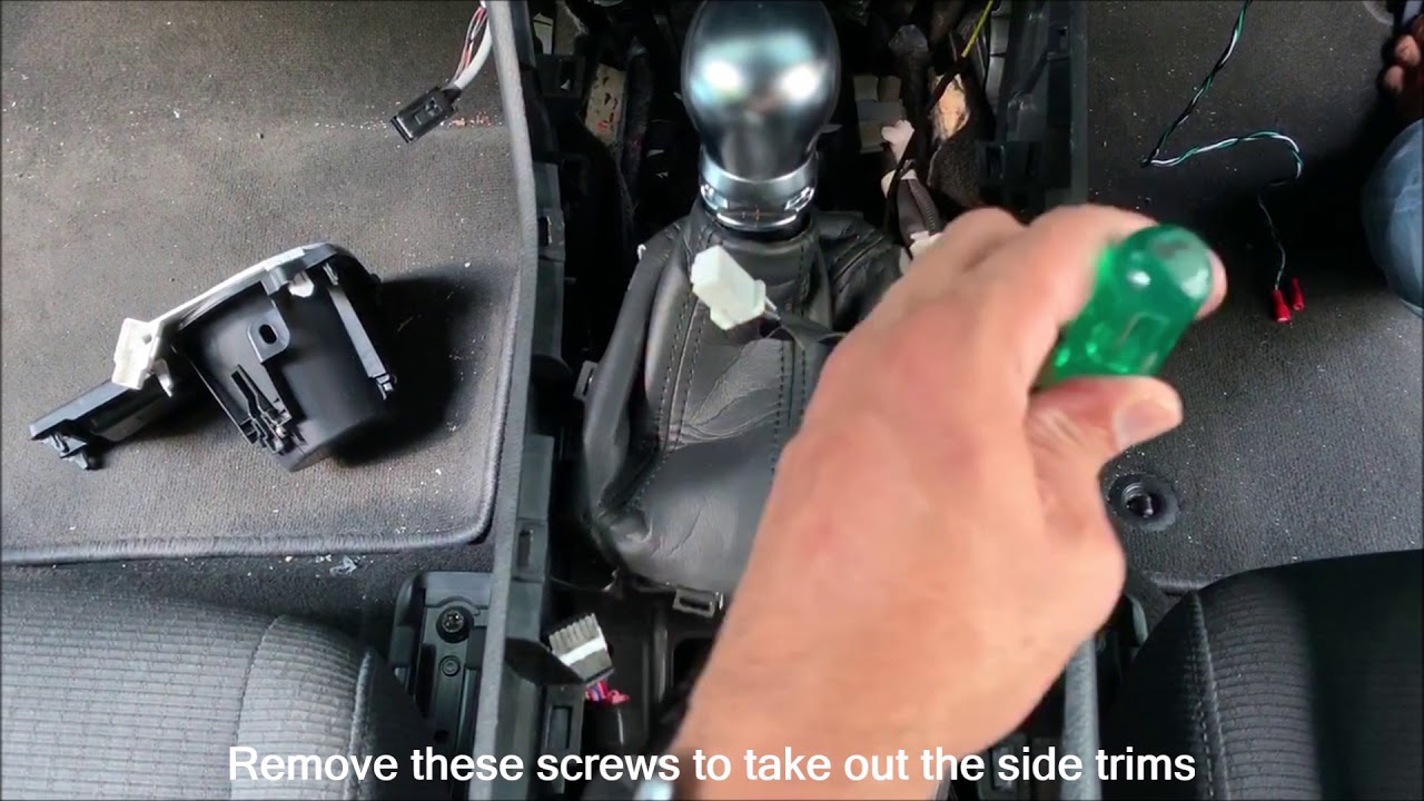 Toyota C-HR   Removing Center Console