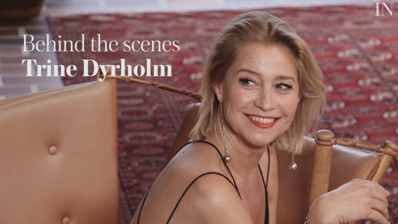 Trine Dyrholm folder sig ud på fotoskydning