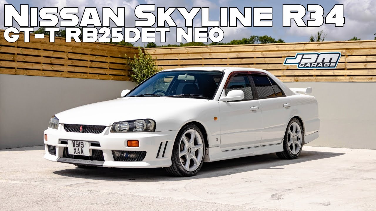 JDMGarageUK 2000 Nissan Skyline R34 GTT 4 Door QM1 White
