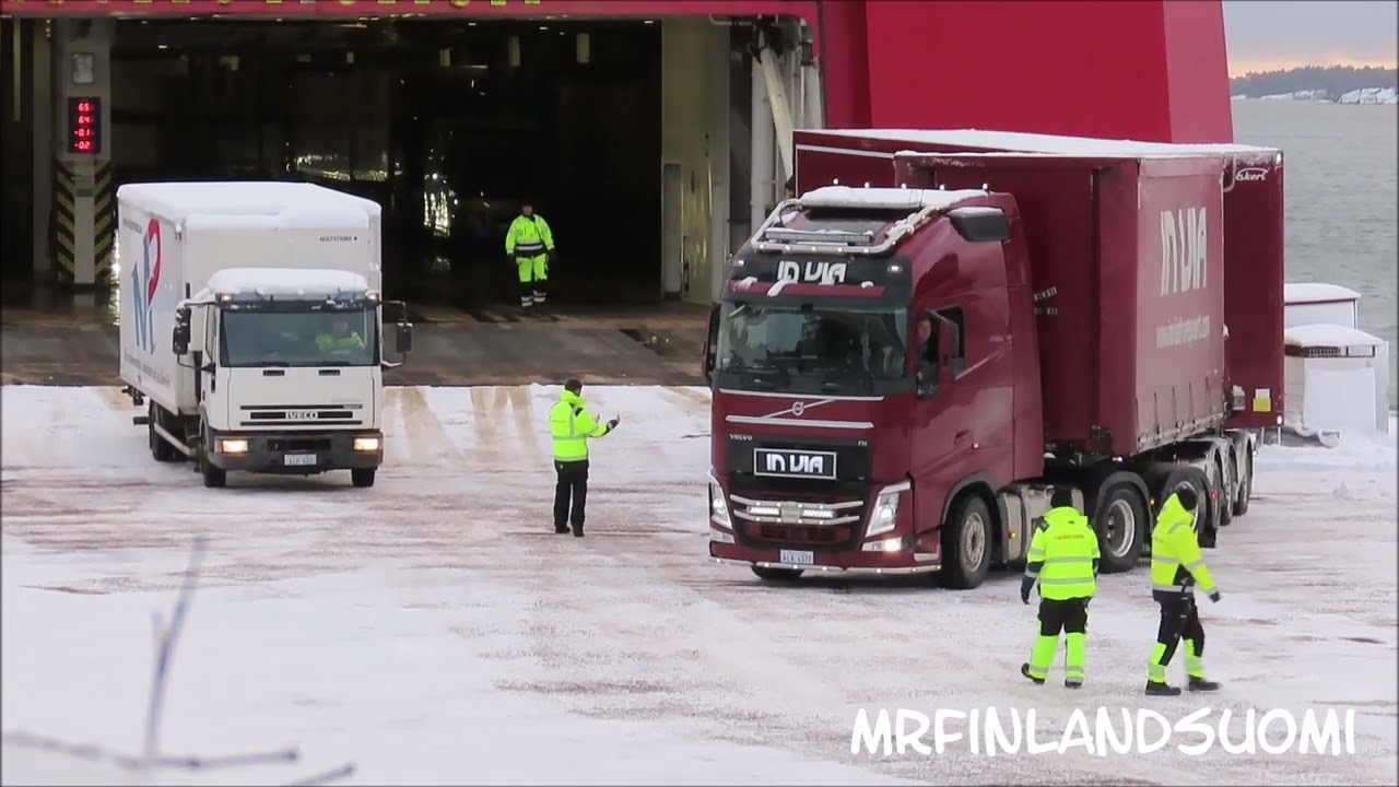 Long haul truck slips when reversing onboard ferry on winter ice  27.12. 2023 - IN VIA/Viking Line