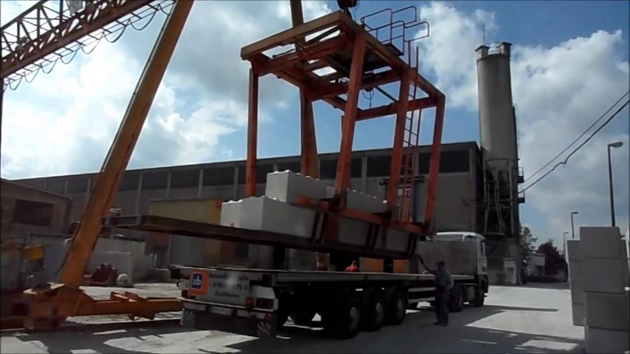 Beladen des LKW&acute;s mit ZBLOCKS