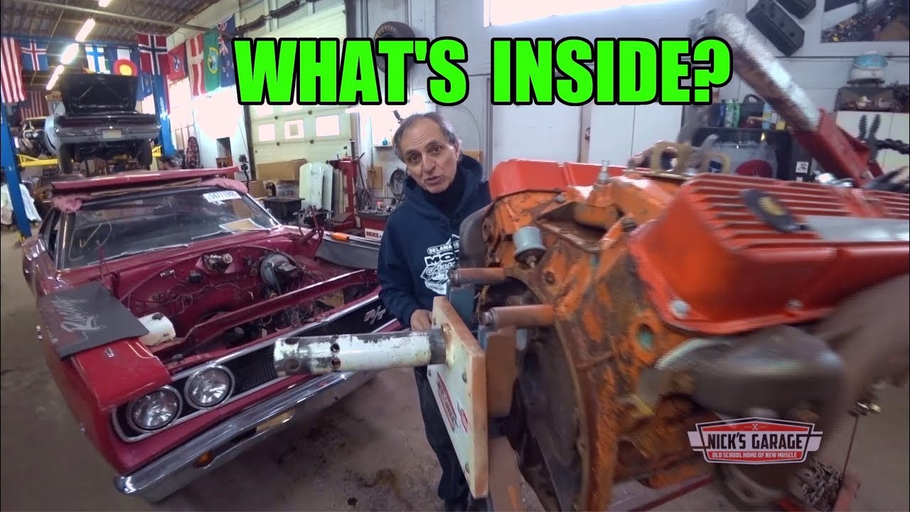 1968 Coronet R/T 440 Tear Down - You Won't Believe What's Inside!