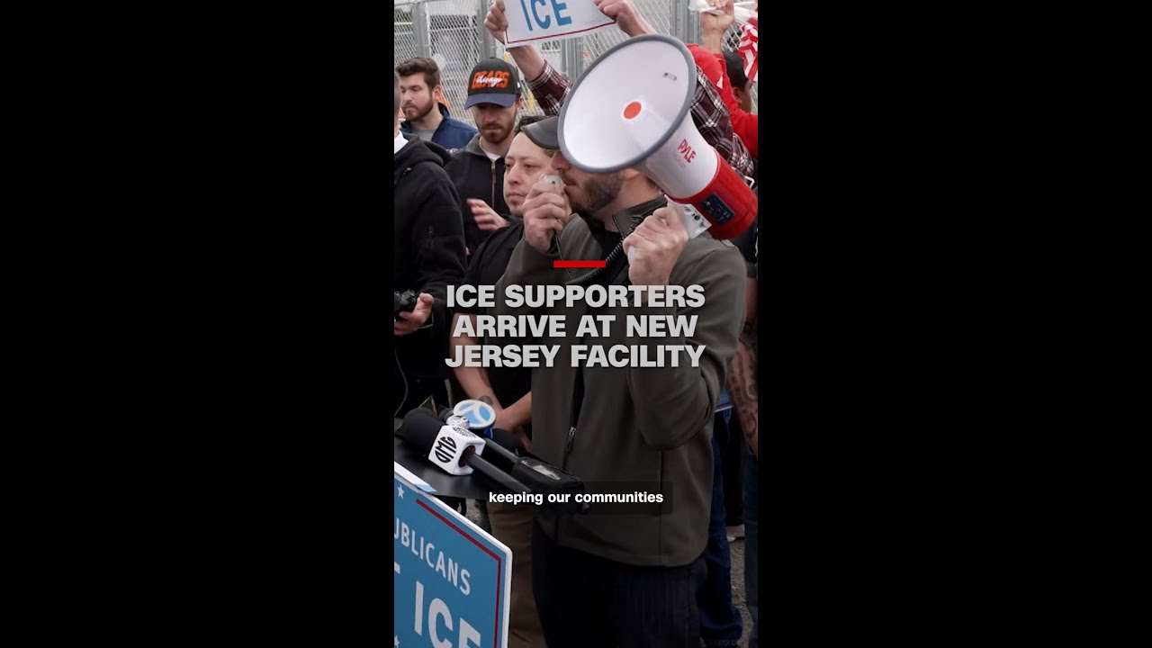 ICE supporters arrive at New Jersey facility