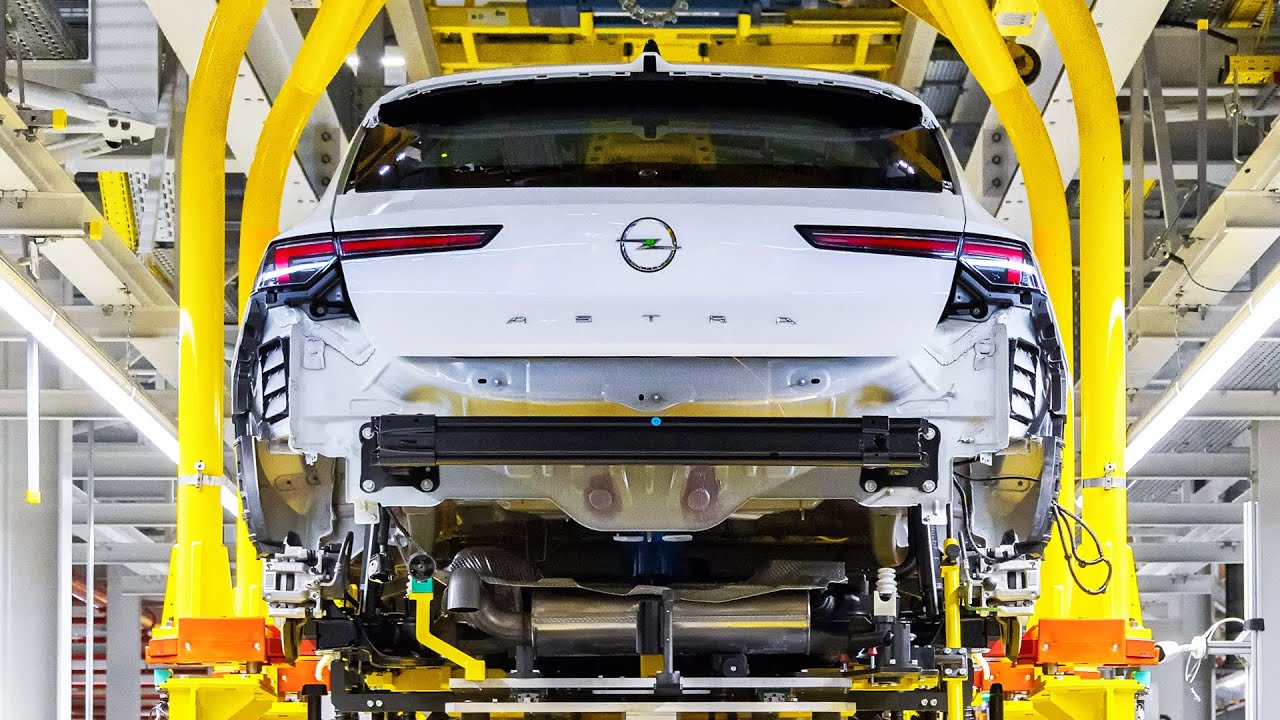 New 2022 Opel Astra &ndash; Production Line at the R&uuml;sselsheim plant
