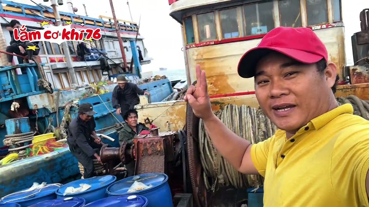 Cảng cá hòn la( quảng bình) lắm cơ khí 76