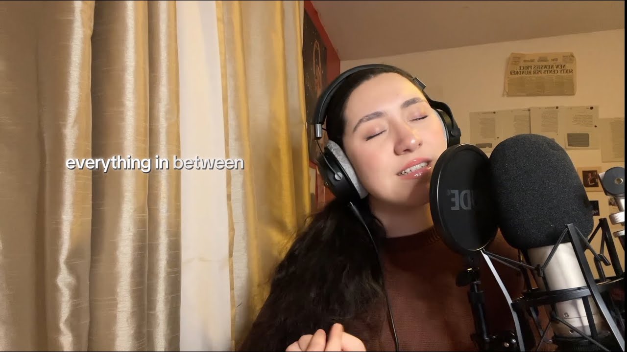 In Between - Gracie Abrams | cover by Gönül