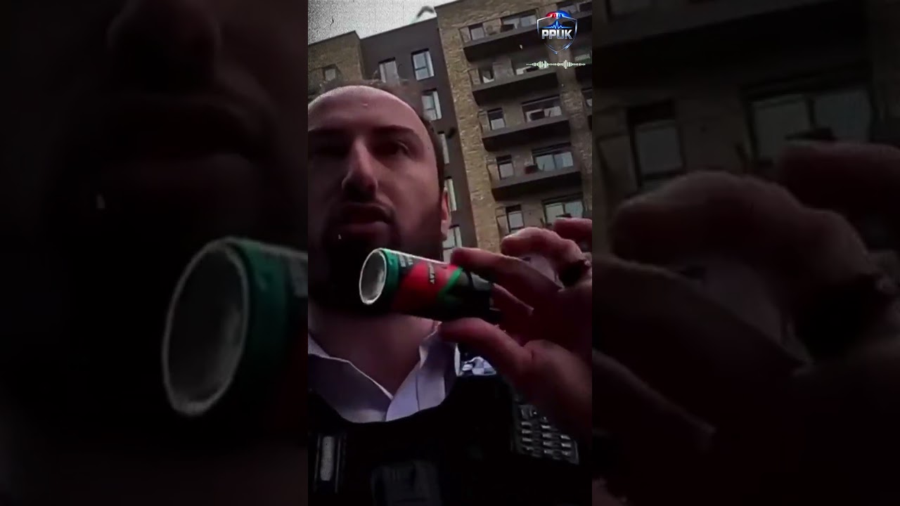 Полицейский ВЫКРУТИЛ руку мужчине после НЕЗАКОННОГО обыска! 😱