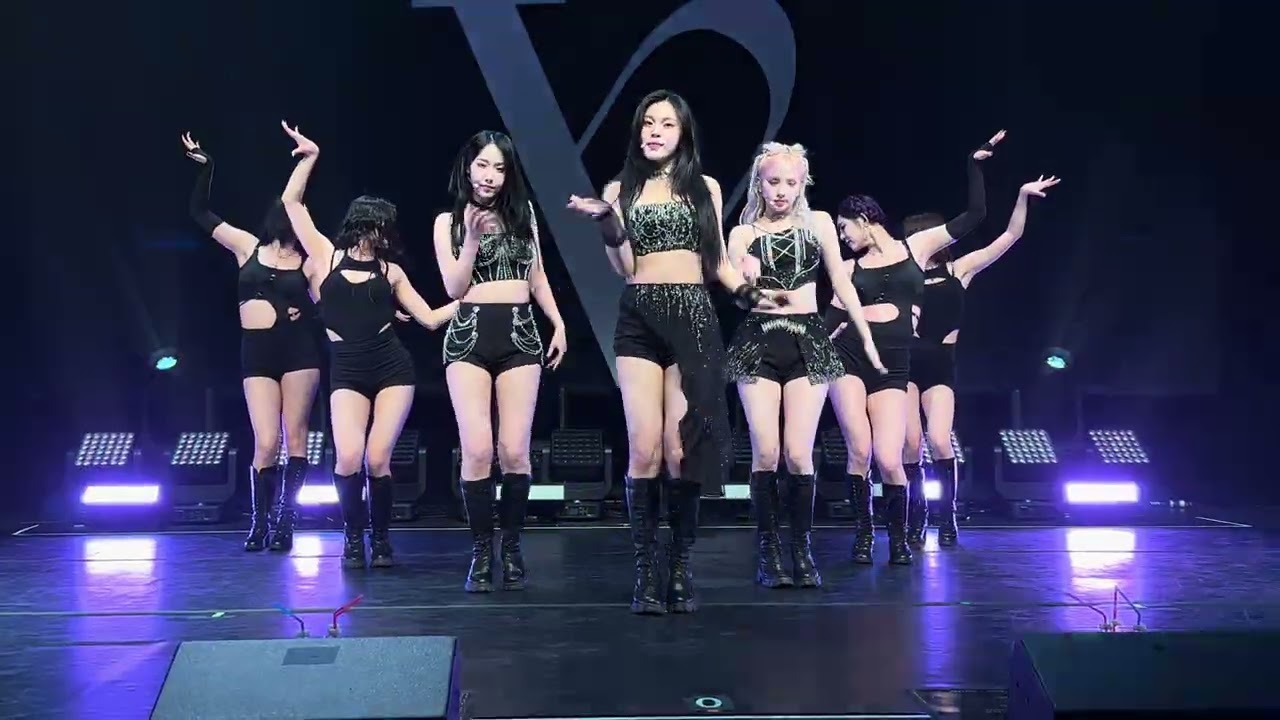 [4k60 Fancam] 240719 VIVIZ (비비지) - #FLASHBACK - V.HIND:LOVE AND TEARS in Boston