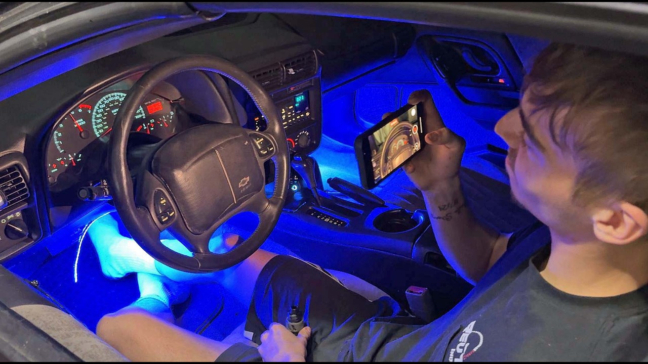 2002 Camaro Z28 Revving - Cockpit View