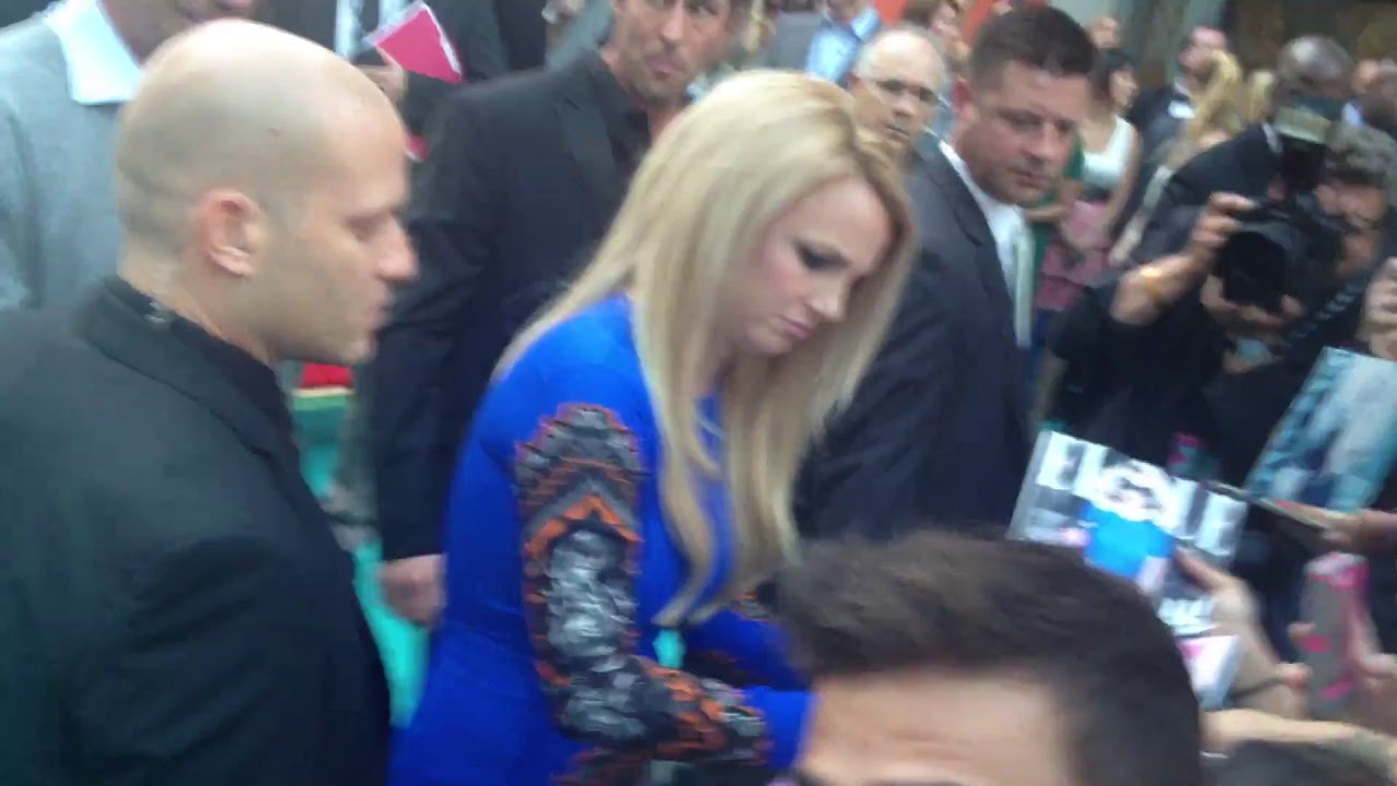 Britney Spears X-Factor Red Carpet Premiere @ Chinese Theater in Hollywood, CA
