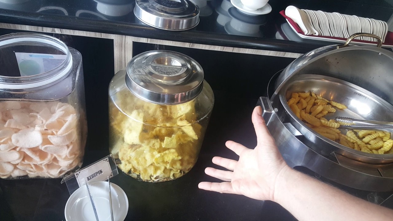 Karibia Boutique Hotel Breakfast Buffet (free with the room) Review in Medan Indonesia Feb 2017