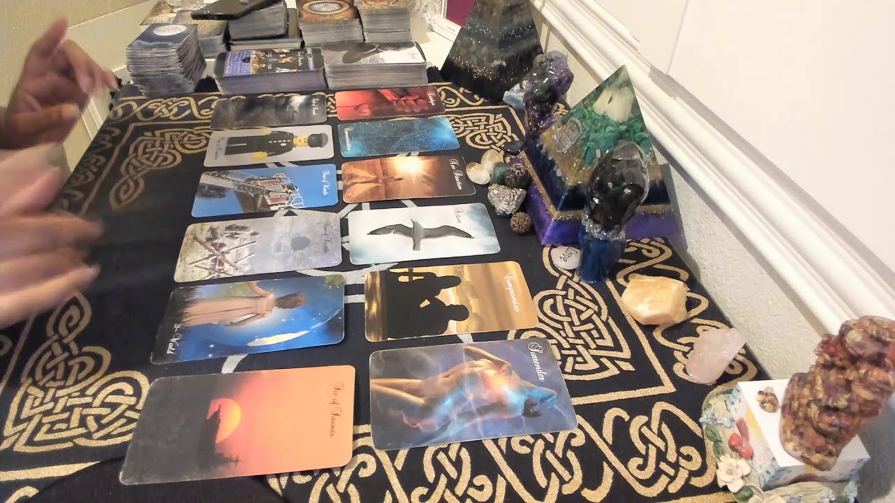 Twin Flame Tarot Reading -Messages from the Divine Masculine!