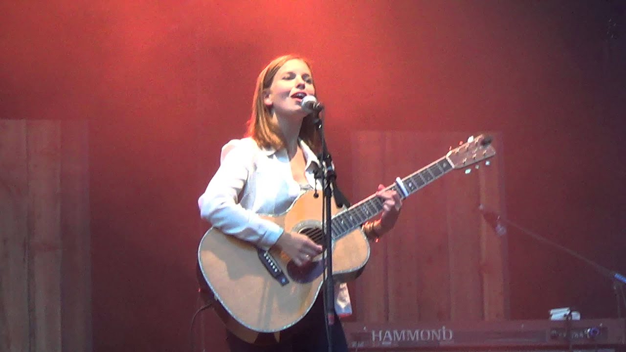 Marit Larsen- I Don't Want To Talk About It (Live at Open R Stadpark)