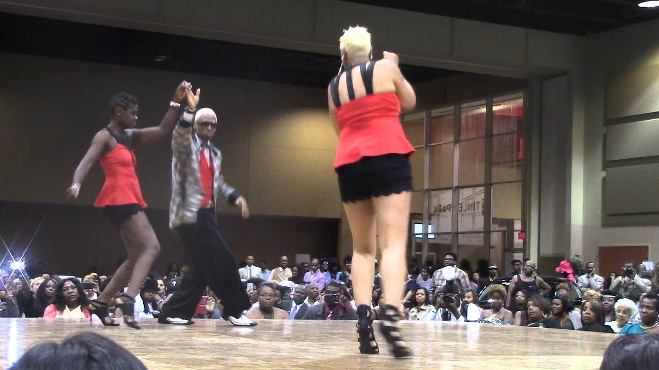 Ann, Nikee & Tori Trio in WLSC 2014
