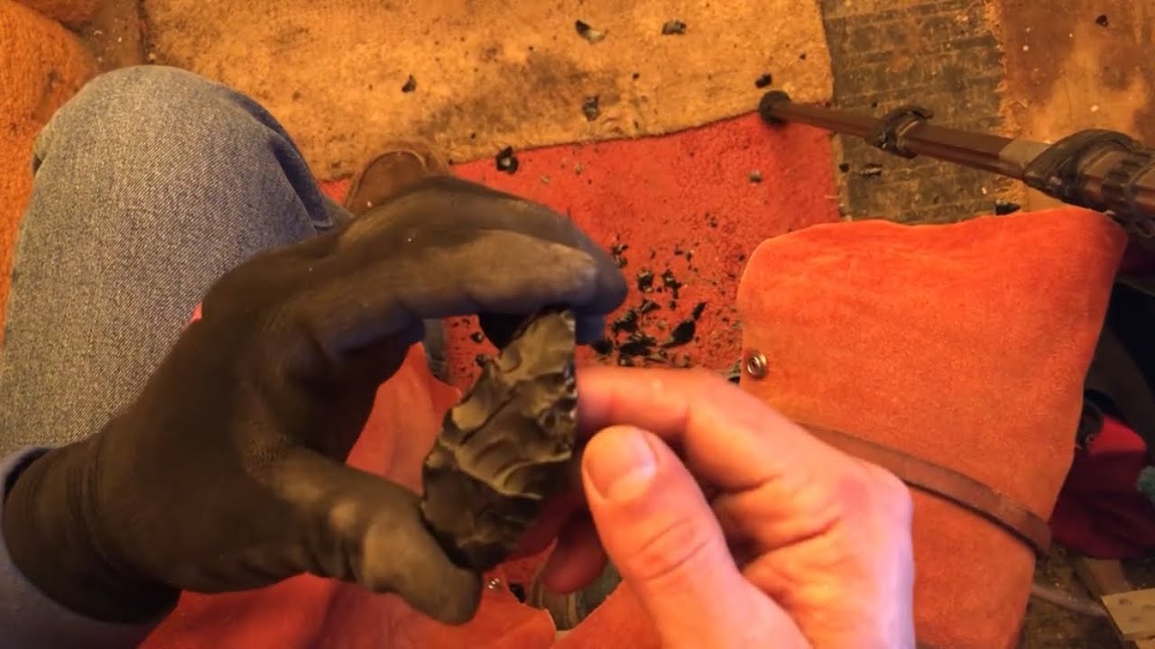 Indirect percussion with aluminum rod on Obsidian biface