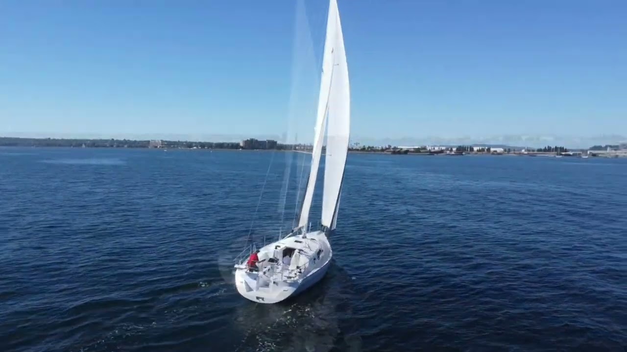 2025 #CatalinaYachts 386 no. 100 In Stock & Sale Priced!