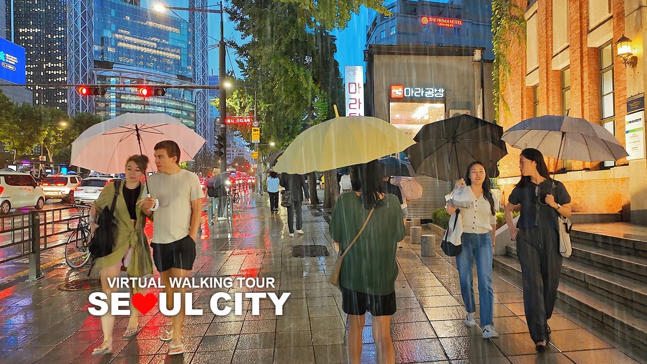 Rainy Day Walk in Seoul, Downtown Jongno Street and Anguk-dong, Seoul, South Korea, Travel, 4K